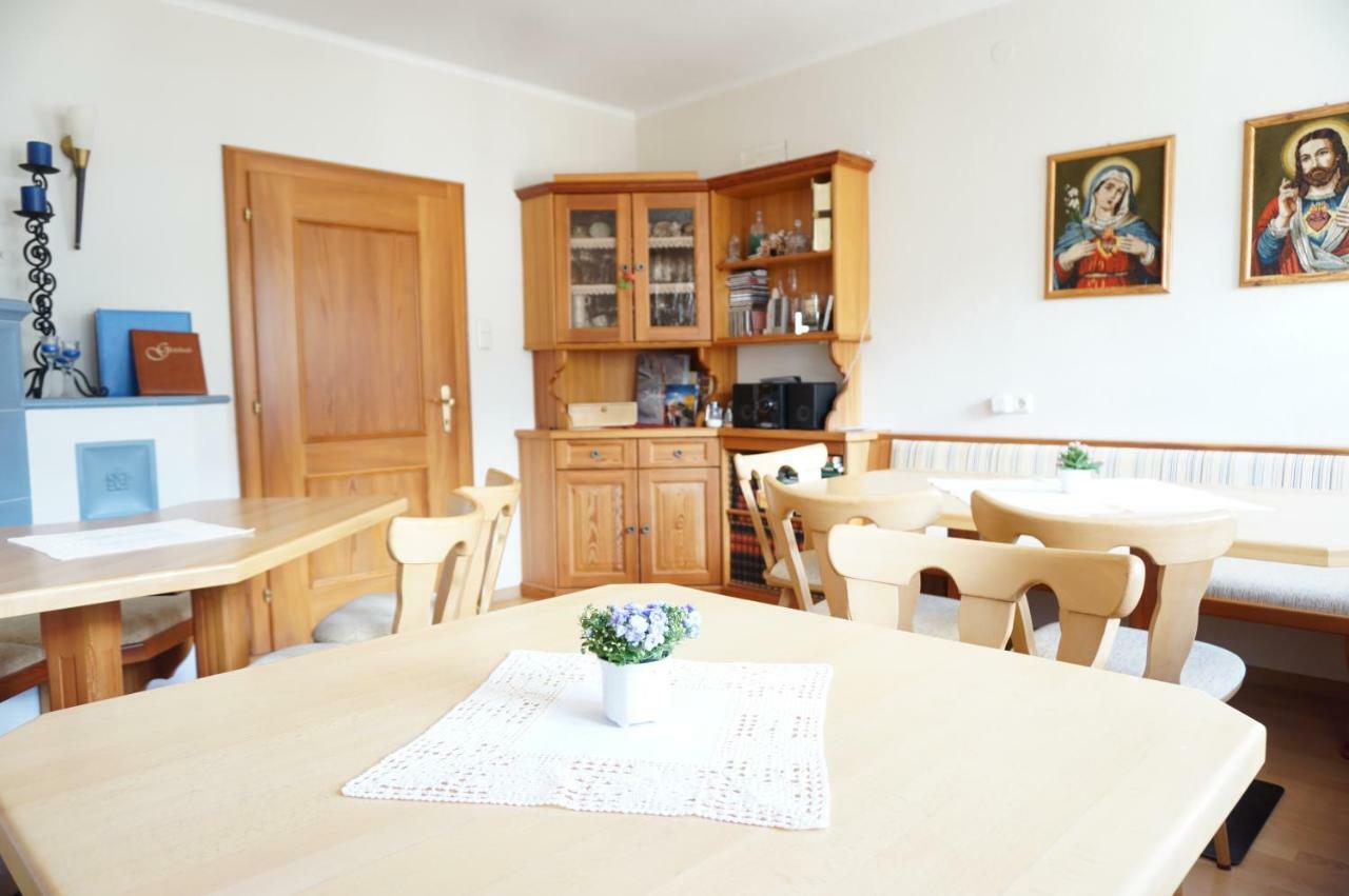 Musikhof Lexer Apartment Liesing Ngoại thất bức ảnh